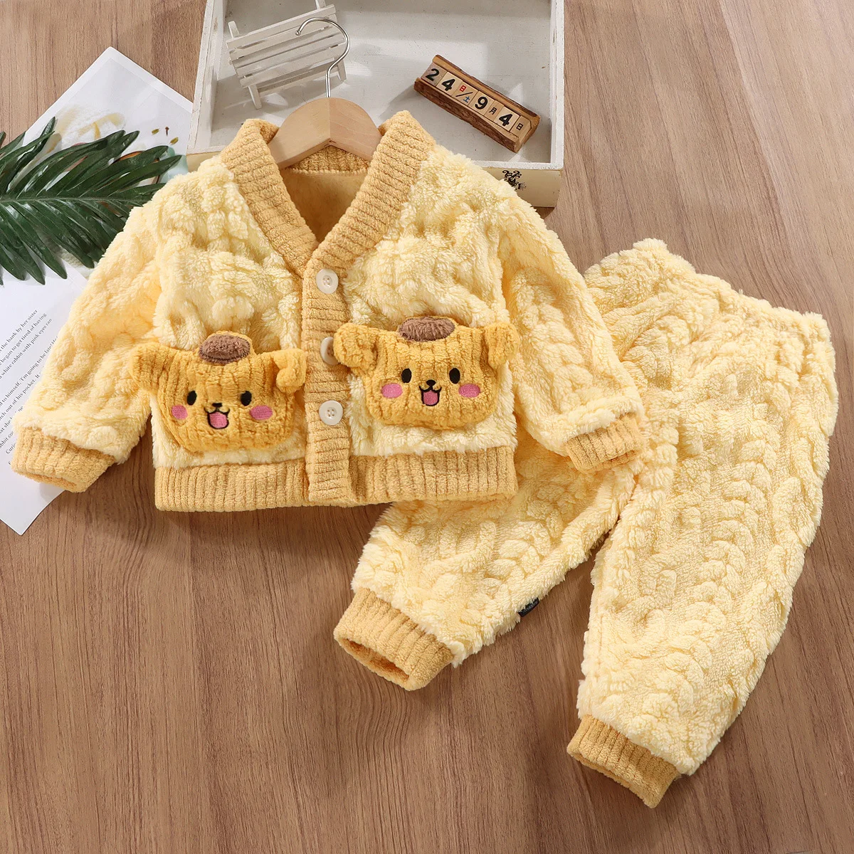 ชุดนอนผ้าสักหลาดสำหรับเด็กชุดน - Winter Clothing For 1 Year Old Girl บทวิจารณ์และราคา
