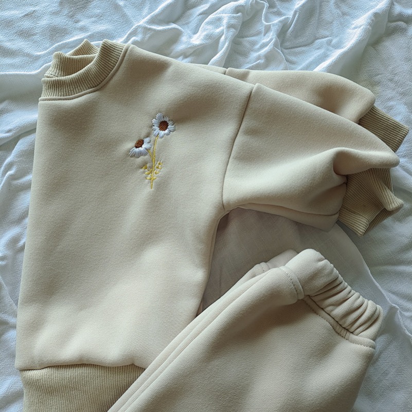 ชุดเสื้อและกางเกงเด็กทารกหญิงผ - Winter Clothing Activities For Toddlers บทวิจารณ์และราคา