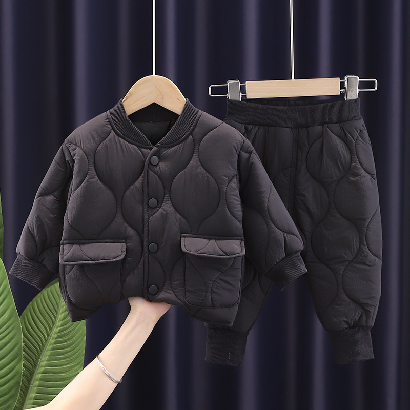ชุดเซ็ทเด็กผู้ชายและเด็กผู้หญิ - Winter Clothing Activities For Toddlers บทวิจารณ์และราคา